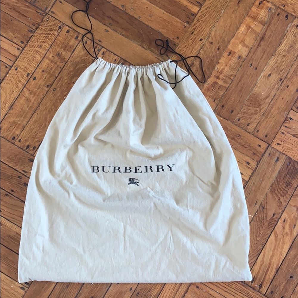 Burberry Travel Bag/Duster (drawstring) Authentic
